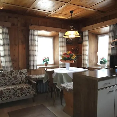 Ferienhaus Sabine Casa de Férias Jerzens